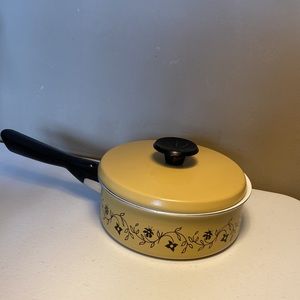 Vintage Mirro 6 1/2” Sauce Pan with Lid
